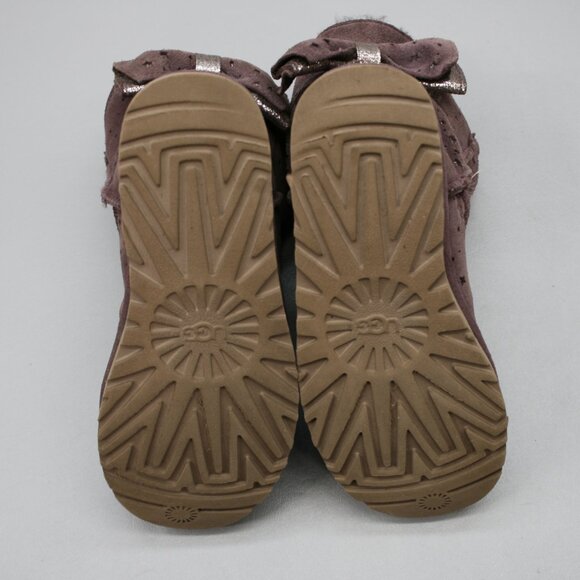 UGG Australia Ladies 5 Port Wine Classic Mini Stargirl Bow Ankle Boots - 1098475 - Picture 9 of 12